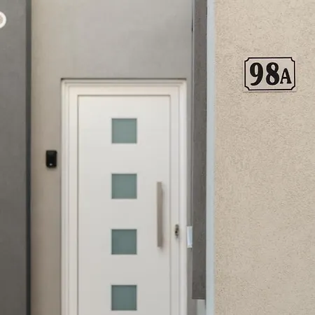 Apartmán Elegant Decorated House - Free Private Parking! Iraklio Exteriér fotografie