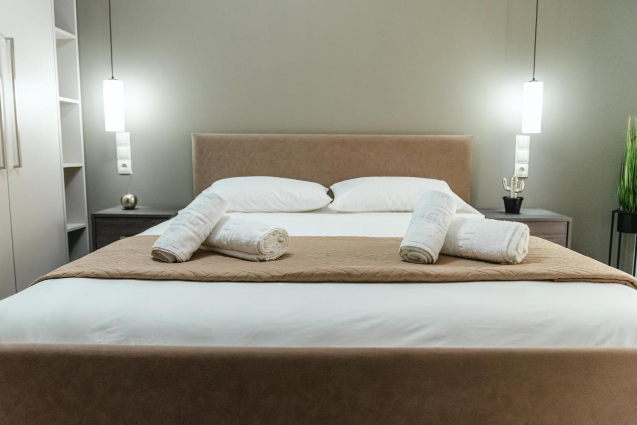Elegant Decorated House - Free Private Parking! *