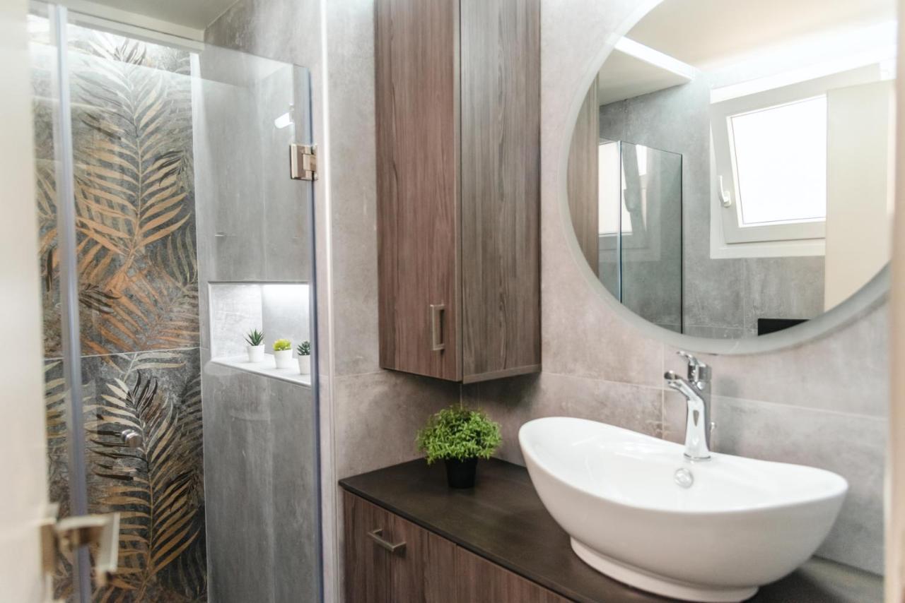 Apartment Elegant Decorated House - Free Private Parking!