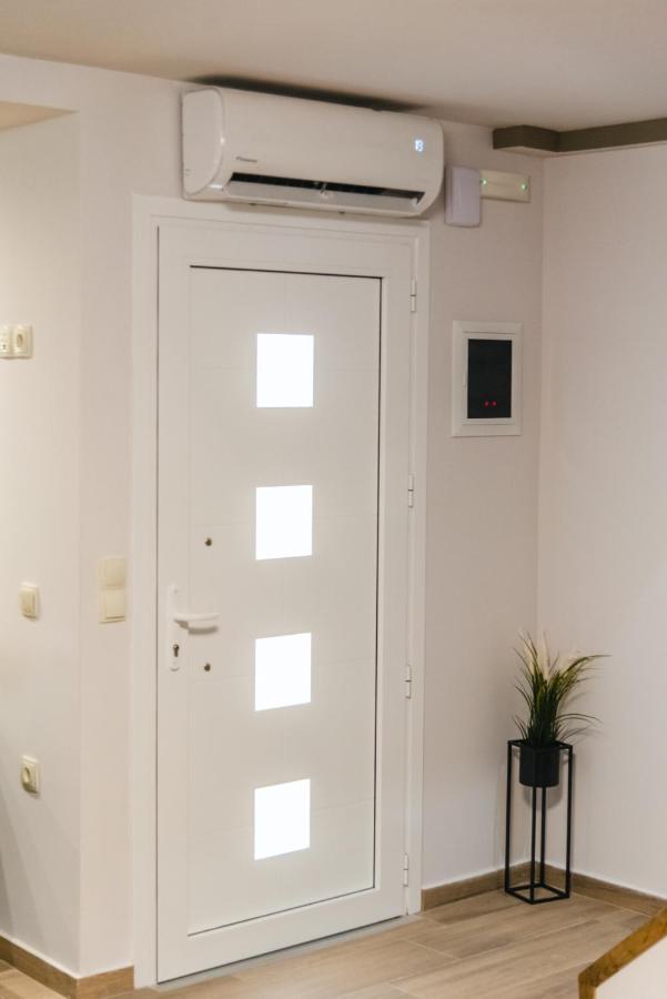 Elegant Decorated House - Free Private Parking! Heraklion (Crete)