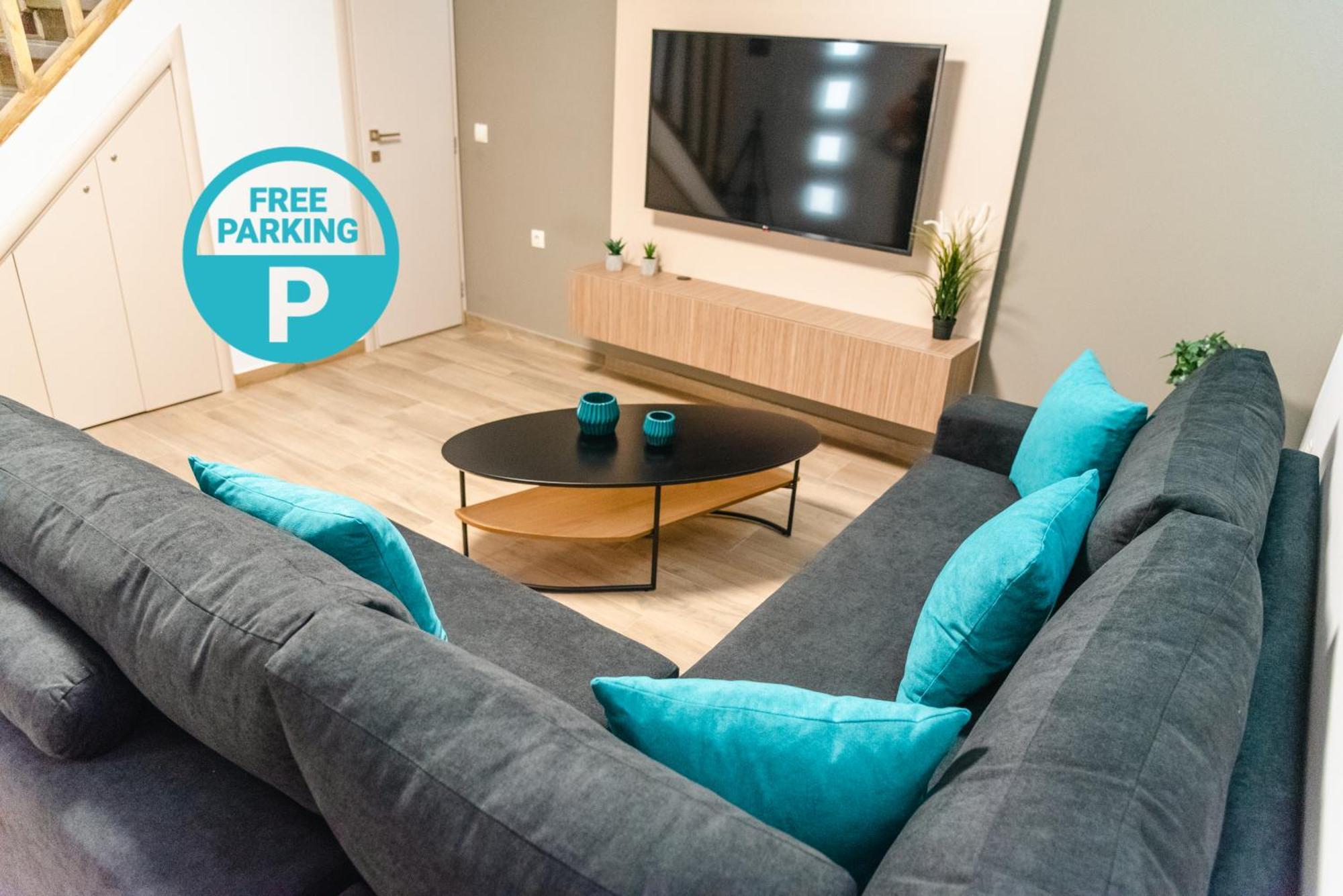 Elegant Decorated House - Free Private Parking!
